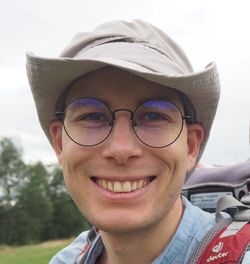 Piotr on cord