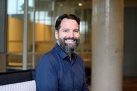 Gerik Peterson on cord