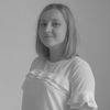 Olivia Knoedt on cord