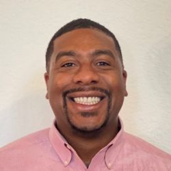 Alonzo on cord