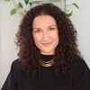 Sara Cornwall on cord