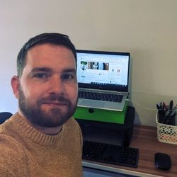 Dan Shone on cord
